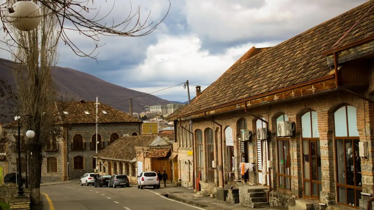 Fascinating Azerbaijani Idioms And Their Origins