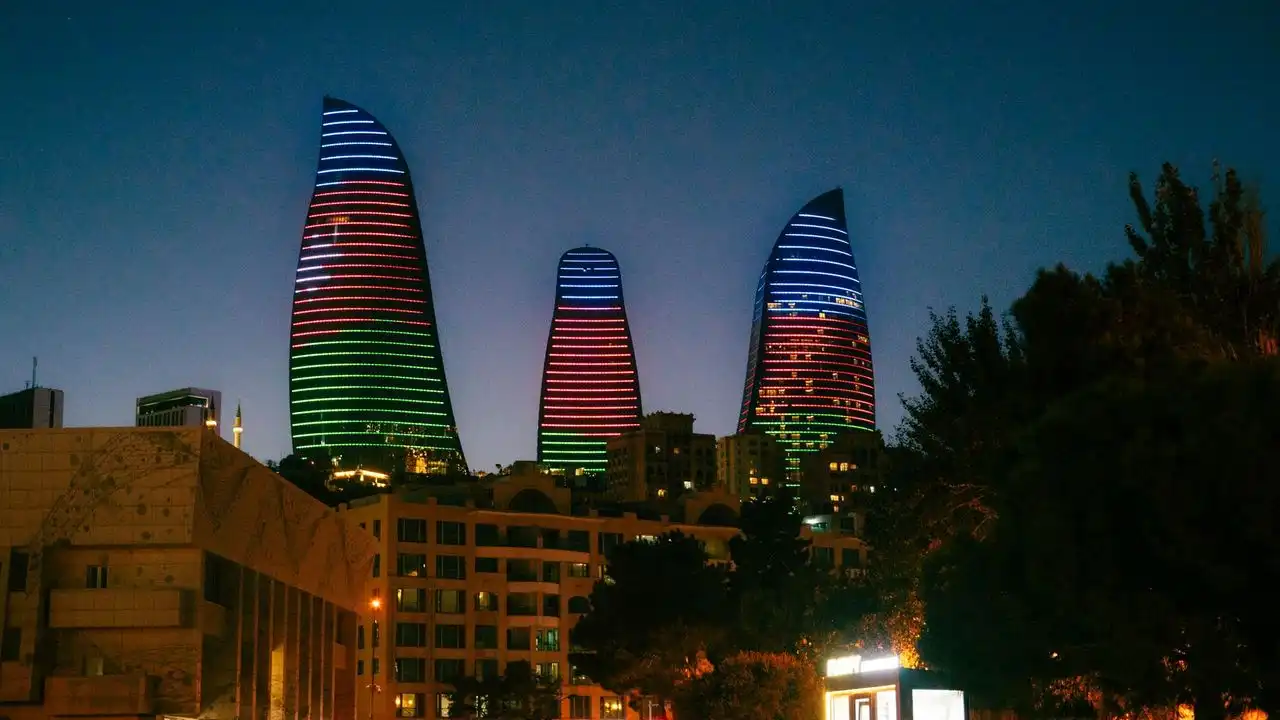 Improve Your Listening Skills With These Specific Azerbaijani Podcasts