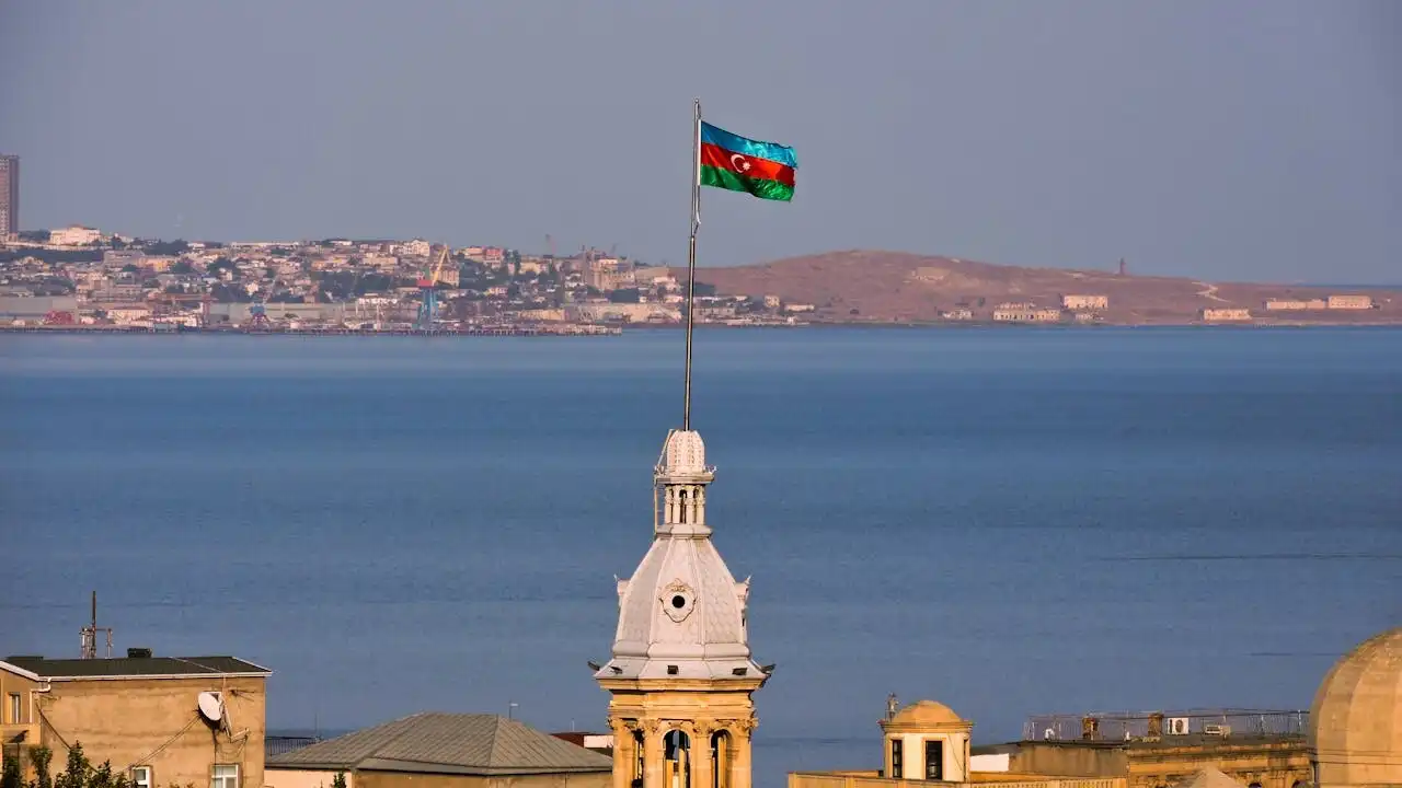 Azerbaijani vs. Turkish: Key Differences You Probably Didn't Know