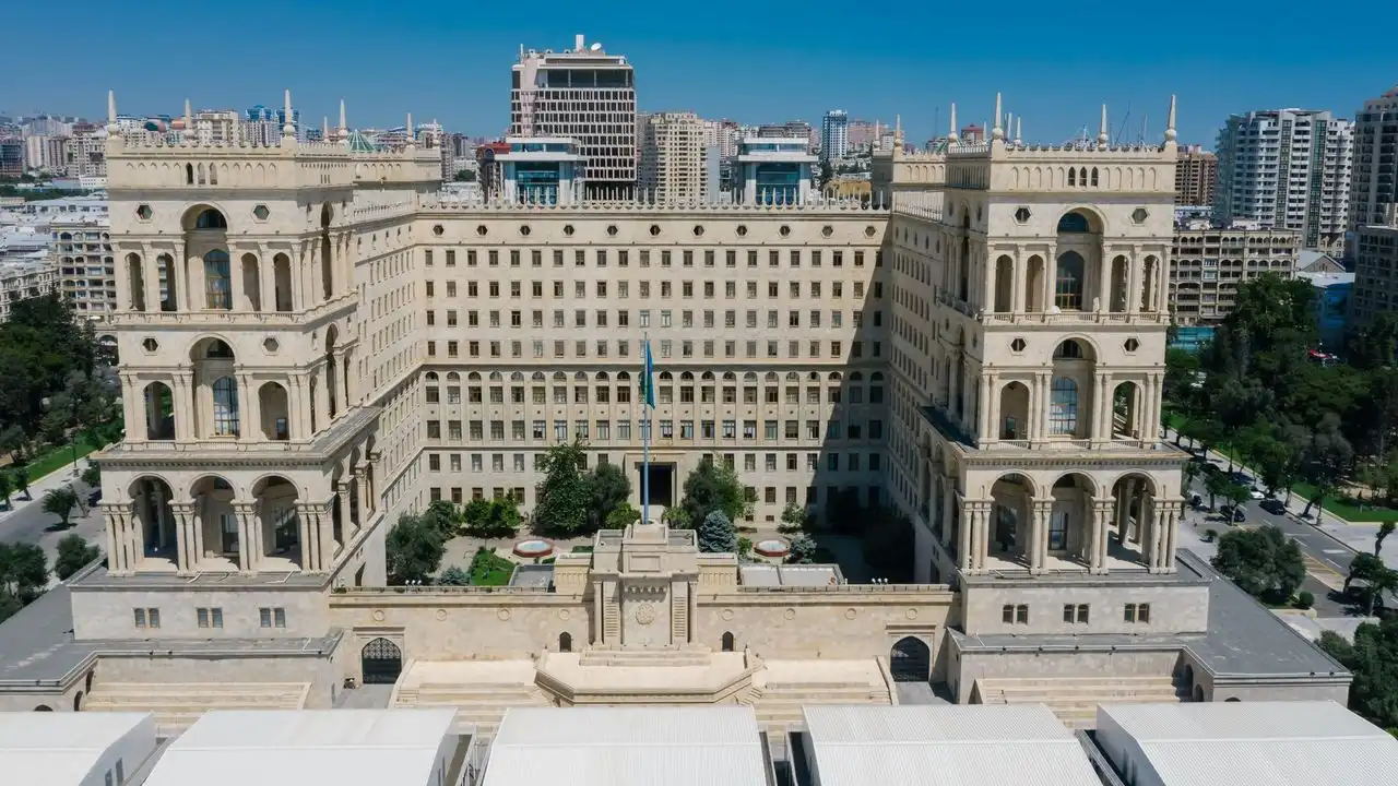 You Should Start Learning Azerbaijani Today. Here Are The Main Reasons.